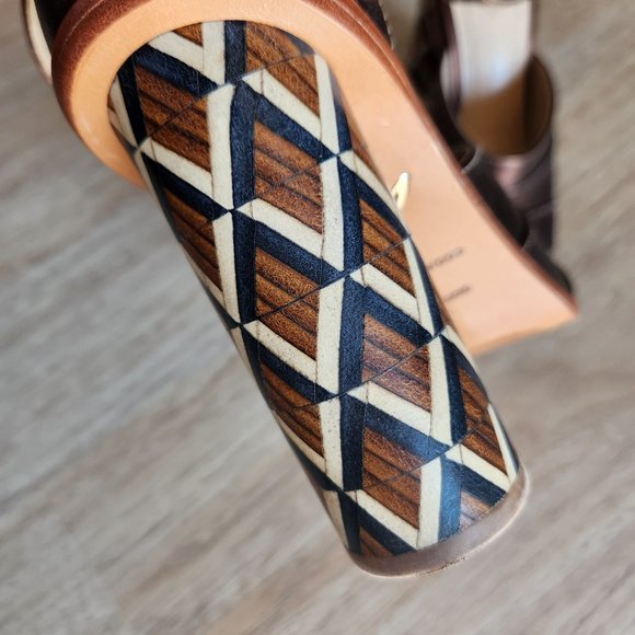 Brian Atwood B-Brandy 4" Wood Block Heel Sandal Ankle Strap Open Toe Leather - Picture 8 of 16